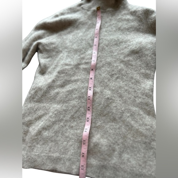 Charter club Women's Cashmere Turtleneck Sweater Beige Size XS - Picture 10 of 13